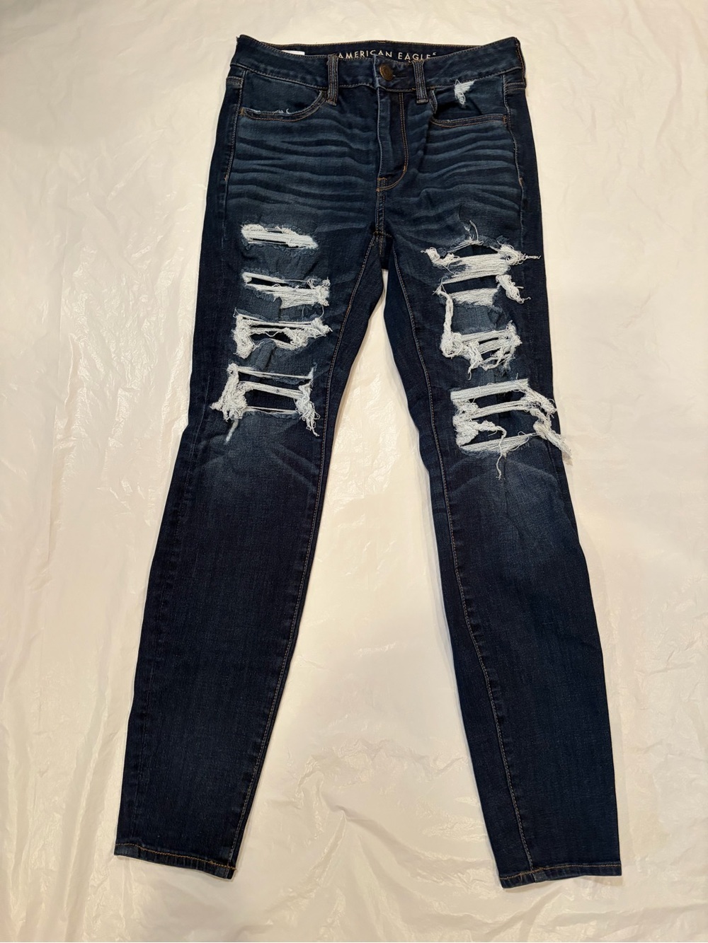 American Eagle Jeans Women's 6 Reg Dark Wash Destroyed Hi-Rise Jegging